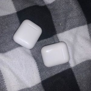 AirPods 2nd Gen Case!